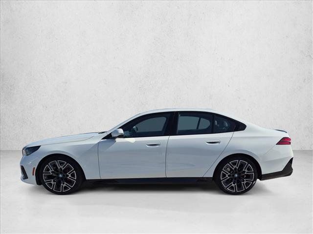 Used 2026 BMW 540i xDrive AWD/4WD image 9