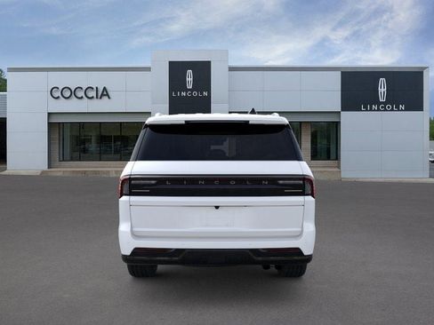New 2026 Lincoln Navigator L Black Label AWD/4WD image 5
