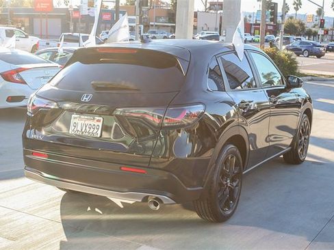 Used 2024 Honda HR-V Sport image 5