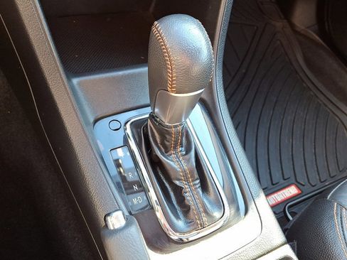 Used 2016 Subaru Crosstrek 2.0i Limited image 14