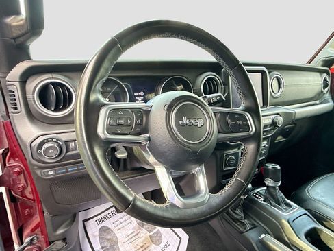 Used 2022 Jeep Wrangler Unlimited Sahara AWD/4WD image 12