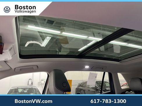 New 2026 Volkswagen Tiguan SE AWD/4WD image 25