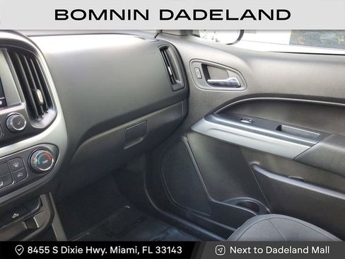 Used 2021 Chevrolet Colorado LT image 21