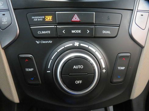 Used 2015 Hyundai Santa Fe Sport 2.0T w/ Option Group 05 image 40