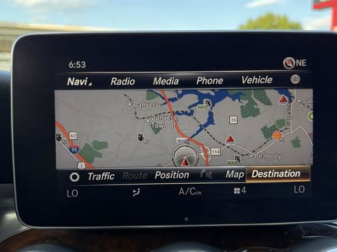 Used 2018 Mercedes-Benz GLC 300 4MATIC image 54