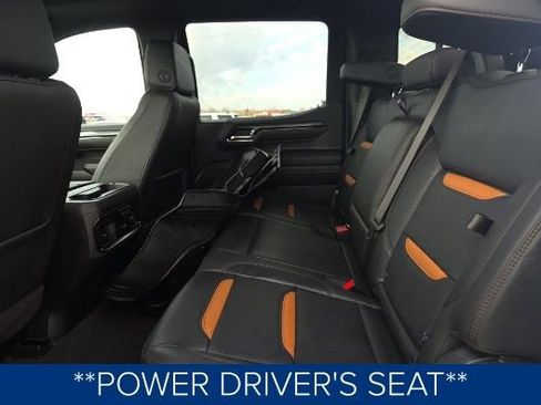 Used 2025 GMC Sierra 1500 AT4 w/ AT4 Premium Package image 10