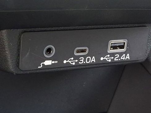 Certified 2025 Subaru Forester Premium AWD/4WD image 25