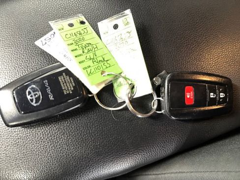 Used 2020 Toyota RAV4 XLE w/ All Weather Liner Package image 26