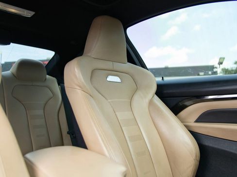 Used 2015 BMW M4 Coupe w/ Executive Package RWD image 28