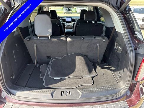 Used 2023 Ford Explorer XLT w/ Equipment Group 202A RWD image 10