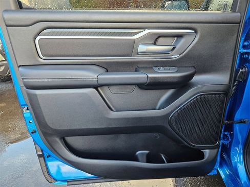 New 2026 RAM 1500 4x4 Crew Cab image 14