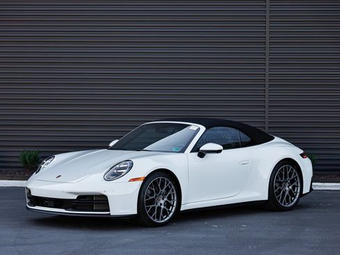 Certified 2025 Porsche 911 Carrera image 11