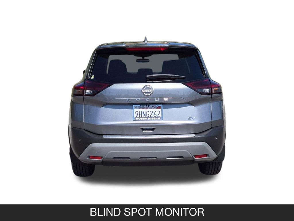 Used 2023 Nissan Rogue SV FWD image 8