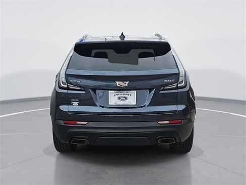 Used 2019 Cadillac XT4 Sport image 4