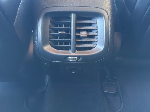 Used 2014 Jeep Cherokee Limited w/ Technology Group AWD/4WD image 9
