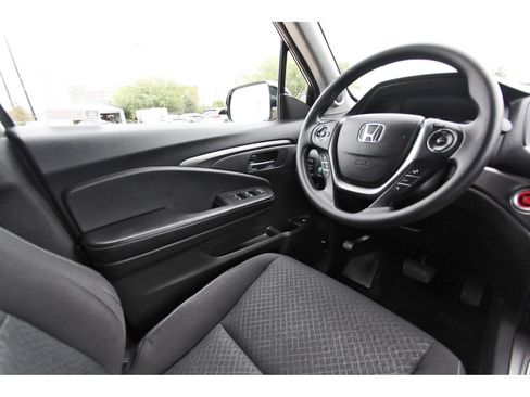 Used 2018 Honda Ridgeline Sport image 9
