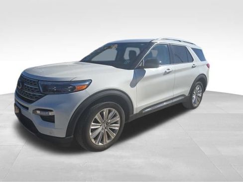 Used 2021 Ford Explorer Limited w/ Equipment Group 301A image 3