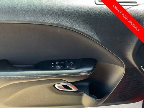 Used 2020 Dodge Challenger R/T image 11