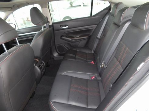 Certified 2023 Nissan Altima 2.0 SR image 18