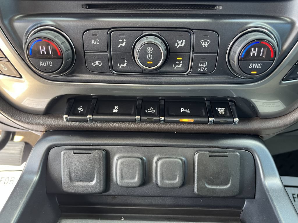 Used 2017 Chevrolet Silverado 2500 LTZ w/ Duramax Plus Package AWD/4WD image 29