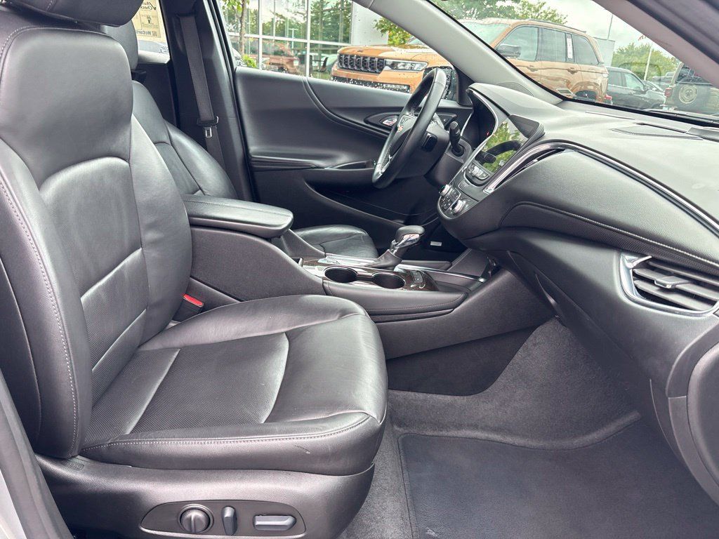Used 2024 Chevrolet Malibu LT FWD image 27