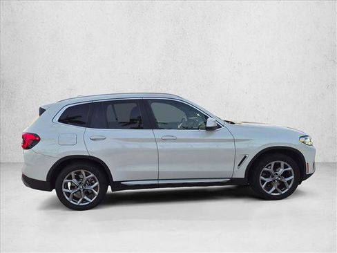 Used 2024 BMW X3 sDrive30i w/ Convenience Package RWD image 4