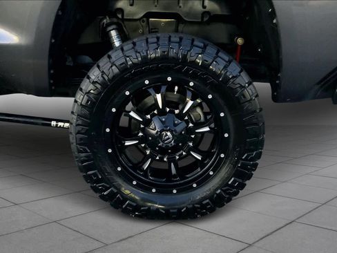 Used 2016 Toyota Tundra Limited image 10