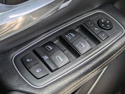 Used 2021 RAM 1500 Laramie AWD/4WD image 24