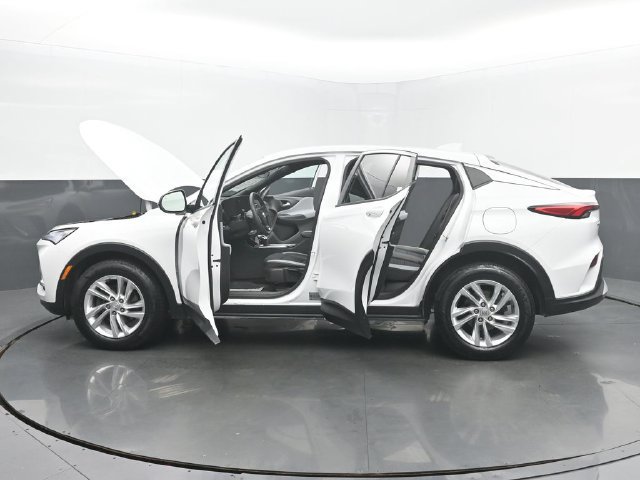 Used 2024 Buick Envista Preferred w/ Convenience II Package FWD image 56