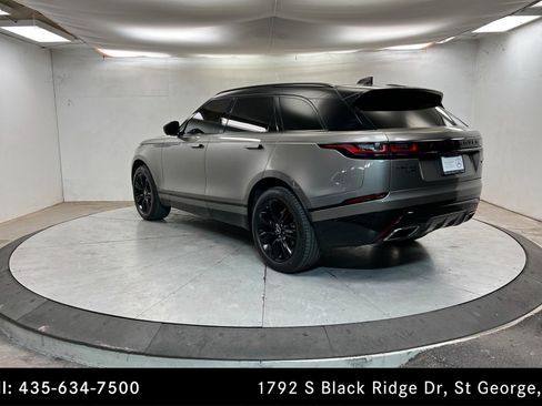 Used 2020 Land Rover Range Rover Velar R-Dynamic S image 3