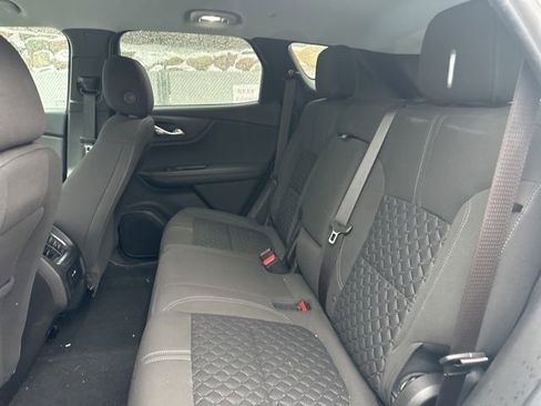 Used 2022 Chevrolet Blazer LT image 8