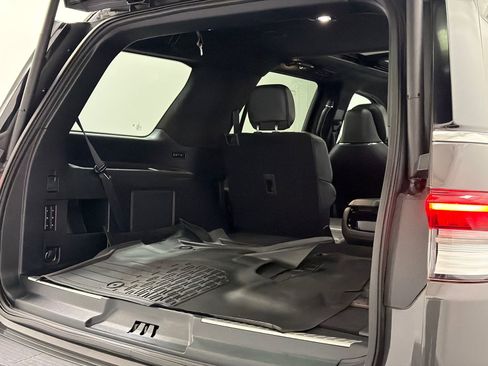 Certified 2023 Lincoln Navigator Black Label AWD/4WD image 9