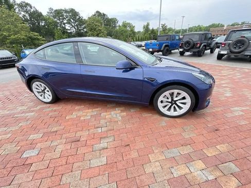 Used 2023 Tesla Model 3 Standard Range RWD image 37