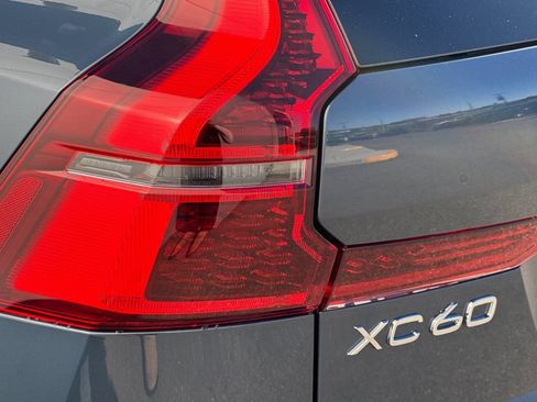 Certified 2026 Volvo XC60 B5 Plus w/ Protection Package Premier AWD/4WD image 33