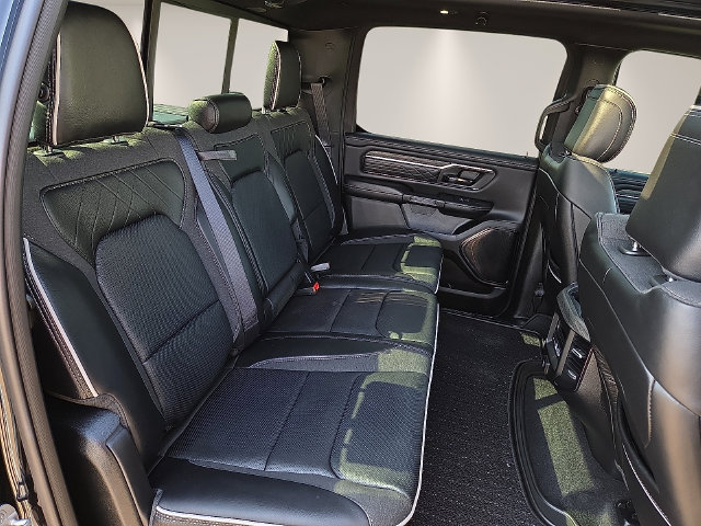 Used 2025 RAM 1500 Limited AWD/4WD image 14
