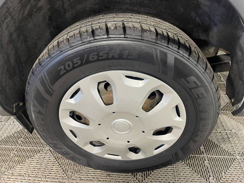 Used 2012 Ford Transit Connect XLT image 17