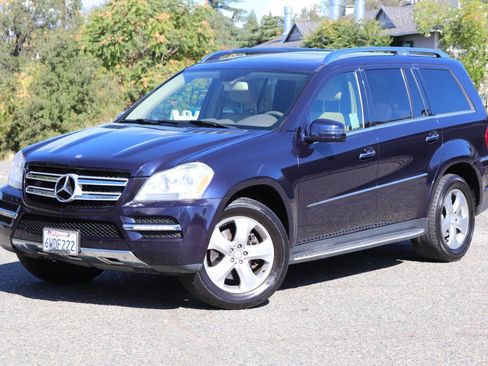 Used 2012 Mercedes-Benz GL 450 4MATIC image 4