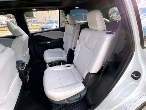 Used 2025 Lexus TX 350 Premium image 20