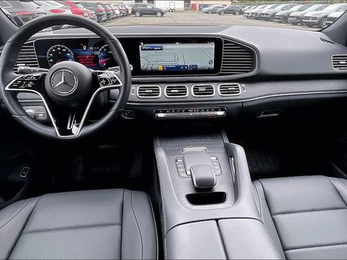 Certified 2025 Mercedes-Benz GLE 450 4MATIC image 13
