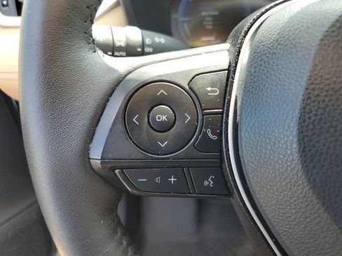 Used 2024 Toyota RAV4 Limited w/ Advanced Technology Package image 31