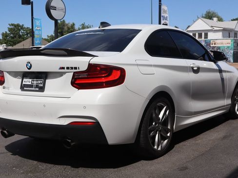 Used 2016 BMW M235i Coupe RWD image 5