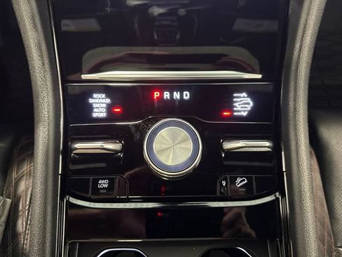 Used 2023 Jeep Grand Cherokee Summit AWD/4WD image 20