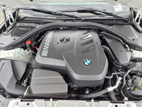 Used 2025 BMW 330i Sedan w/ Premium Package RWD image 10