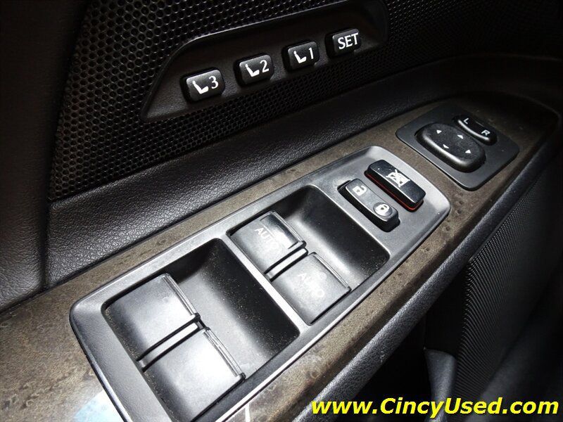 Used 2010 Lexus IS 250C w/ Luxury Pkg RWD image 27