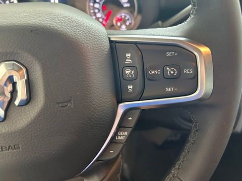 Used 2025 RAM 3500 Big Horn AWD/4WD image 45