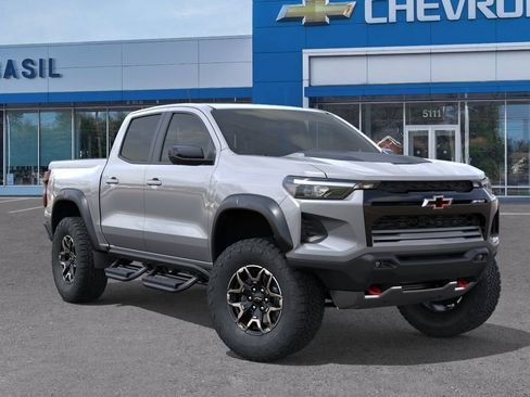 New 2026 Chevrolet Colorado ZR2 w/ Technology Package AWD/4WD image 7