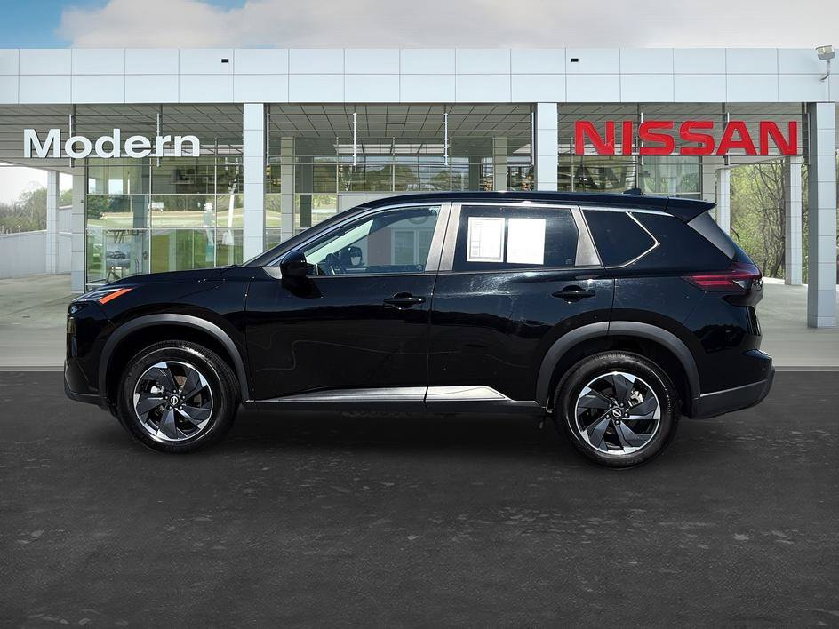 Certified 2025 Nissan Rogue SV AWD/4WD image 2