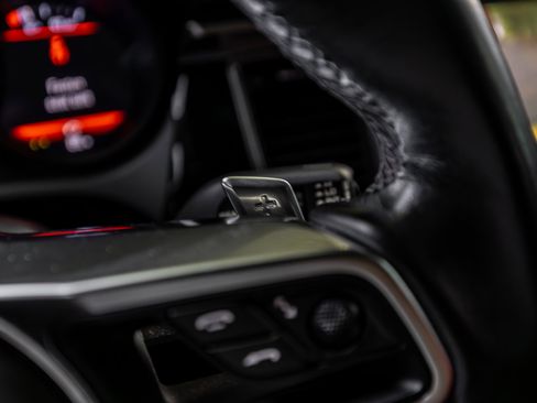 Used 2017 Porsche Macan GTS image 8