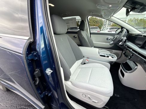 New 2026 Hyundai Ioniq 9 SE image 27