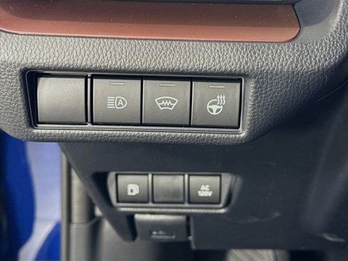 New 2026 Toyota Prius Plug-In Hybrid FWD image 10